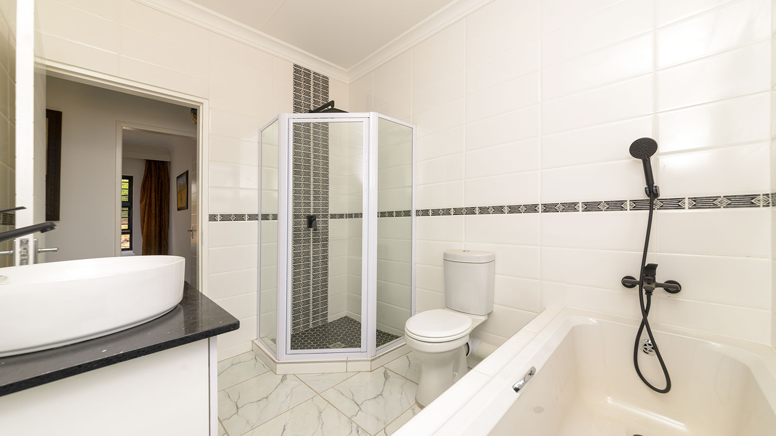 Kaan Heatherview Development